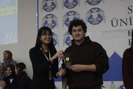 Fakültemizde Genç Eğitimciler Topluluğu Geleneksel 3. Bilgi Yarışması Gerçekleştirildi